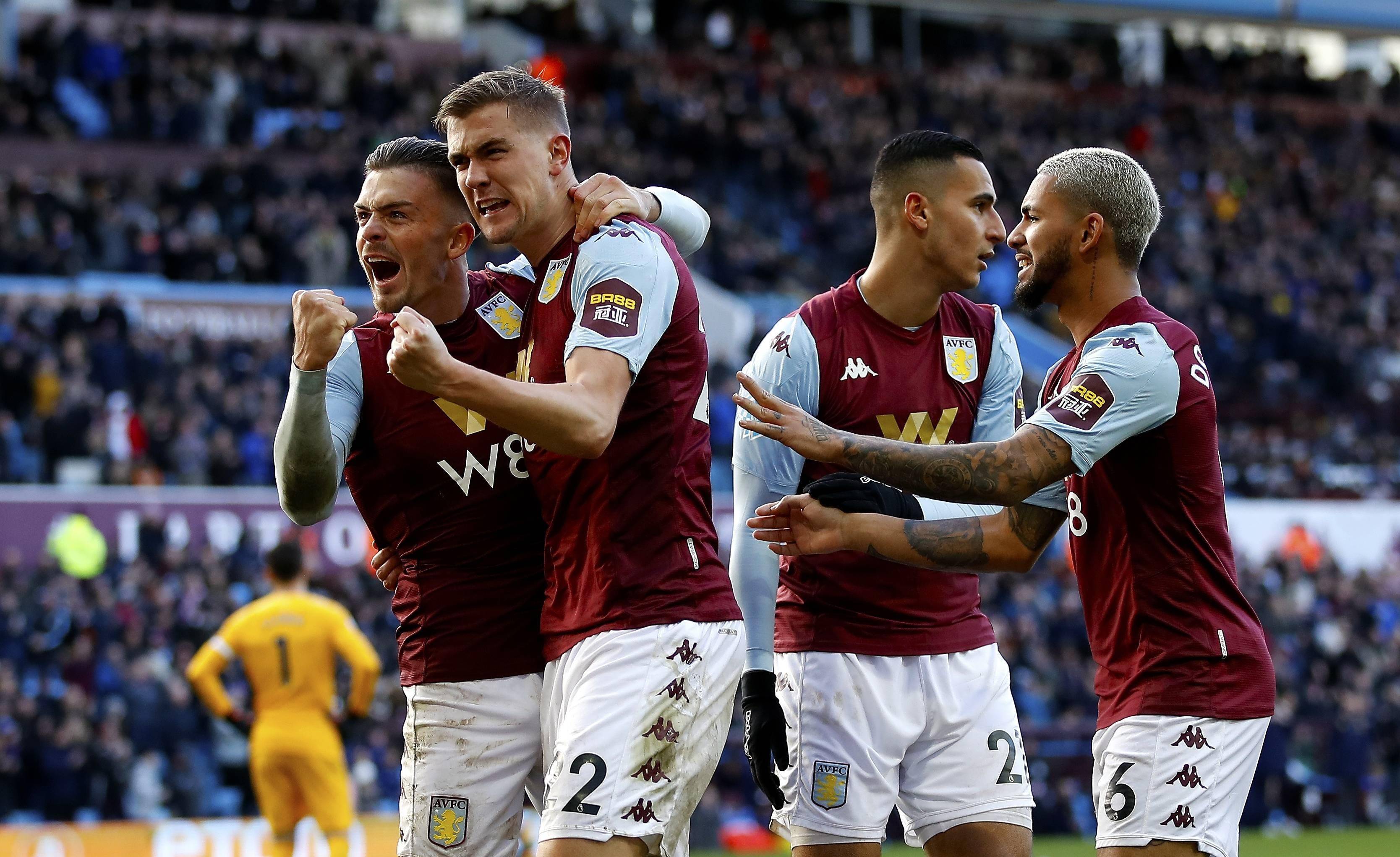 山东泰山选择韩鹏执教，凭借其责任感和团队精神，重燃球队斗志，提升士气，取得进步。（韩鹏执掌山东泰山：以责任与团队精神重燃斗志，提振士气促提升）