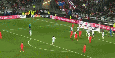 英超战报：希门尼斯绝杀，富勒姆1-0小胜桑德兰（英超快讯：希门尼斯压哨制胜，富勒姆1-0险胜桑德兰）