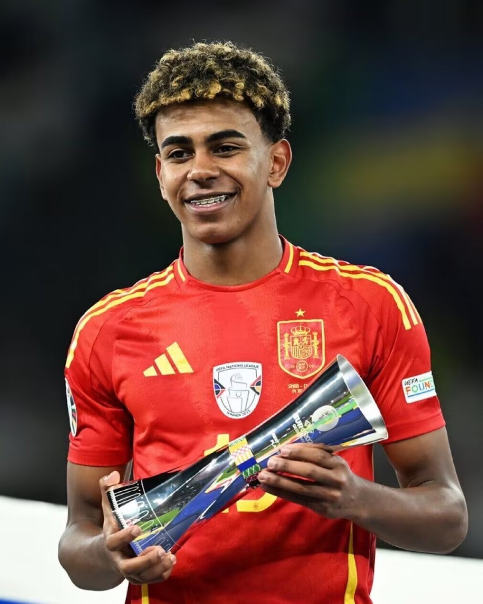 德转列参加过U17世界杯历史身价前20：内马尔第1，斯特林第2（德转盘点U17世界杯参赛球员历史身价前二十：内马尔居首，斯特林次席）