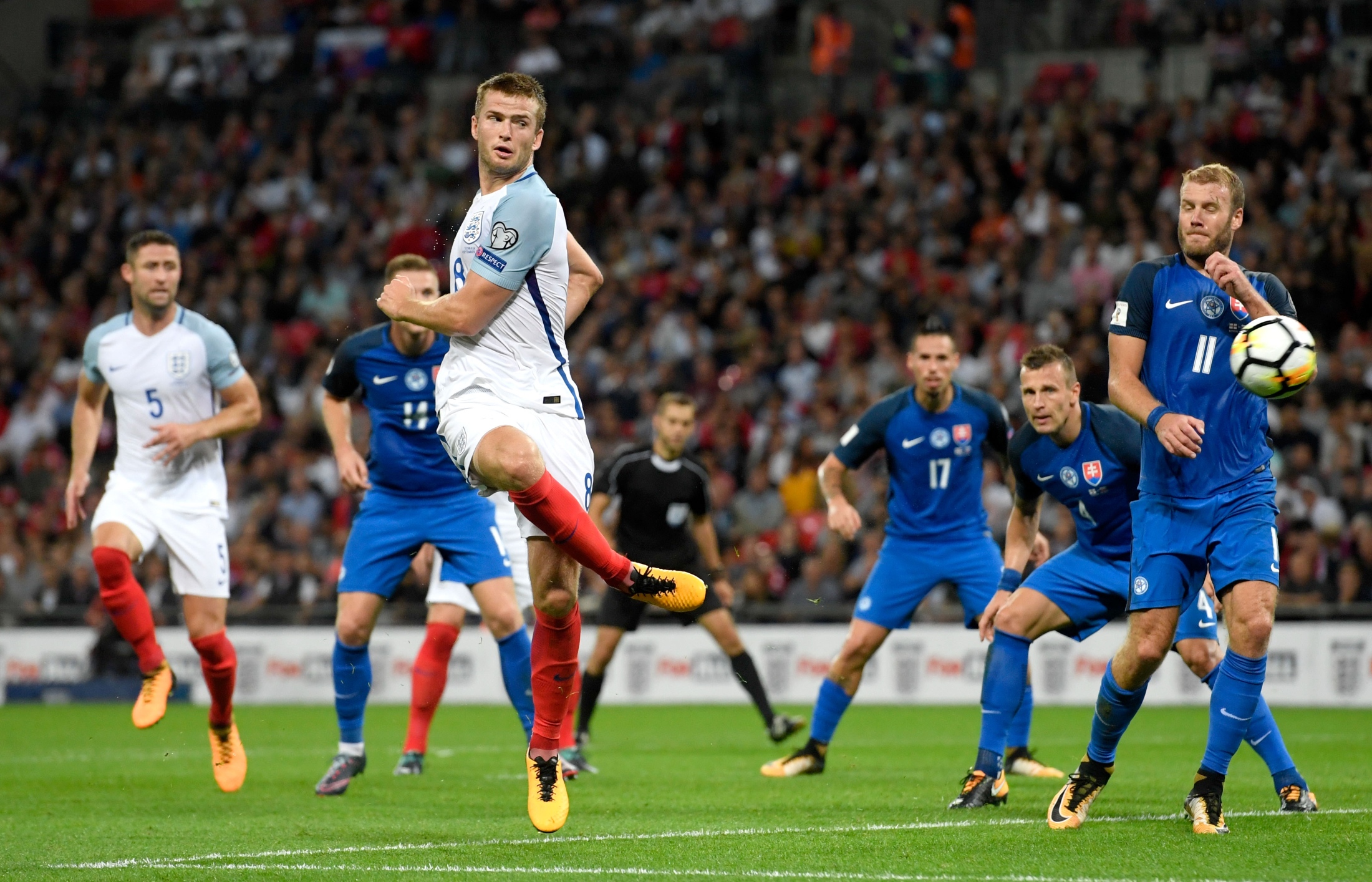 赢了北京国安，河南队在亚冠会拼尽全力吗，上海上港球迷尖锐问题（击败北京国安后，河南队在亚冠还会全力以赴吗？上港球迷的尖锐一问）