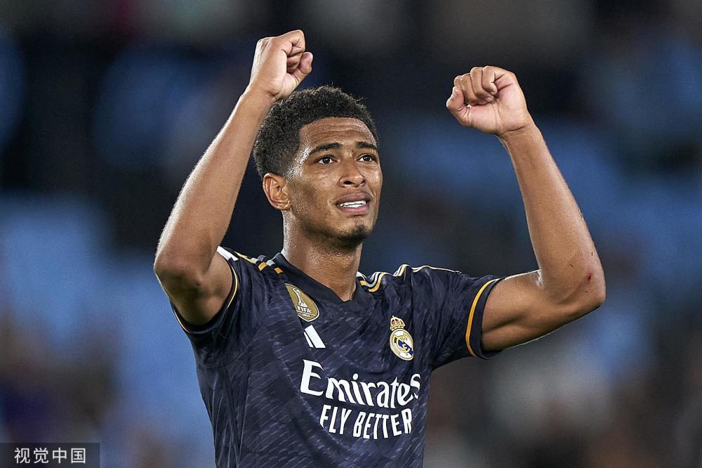 劳塔罗进球后比出A字，把进球献给受伤的前队友阿什拉夫（劳塔罗破门后摆出“A”手势，致敬受伤的昔日队友阿什拉夫）