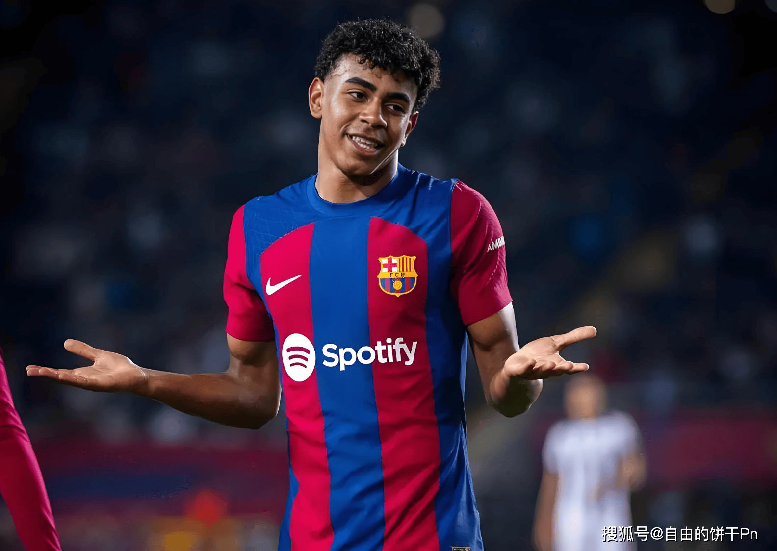 莫雷托：拜仁希望签下中日德兰前锋格鲁达（莫雷托：拜仁有意引进中日德兰前锋格鲁达）