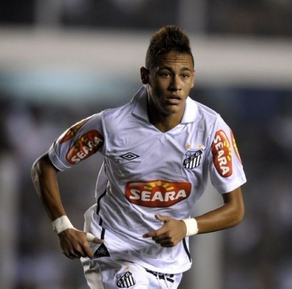 穆里尼奥：每当我批评球队时，其实也是在批评我自己（穆里尼奥：批评球队，也是自我批评）